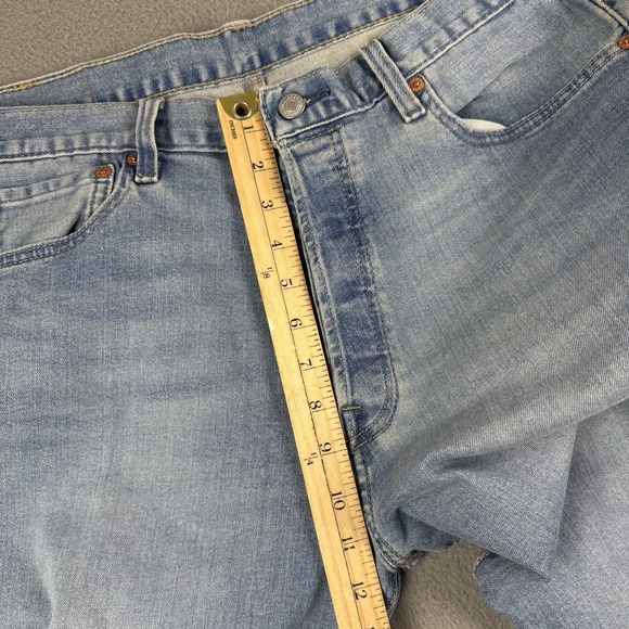 Levis 501 Jeans Men's Size 35x32 Light Wash Denim Casual - Picture 8 of 11